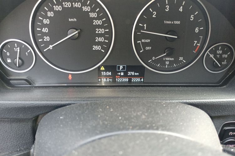 宝马3系 2013款 320Li 时尚型中控内饰15