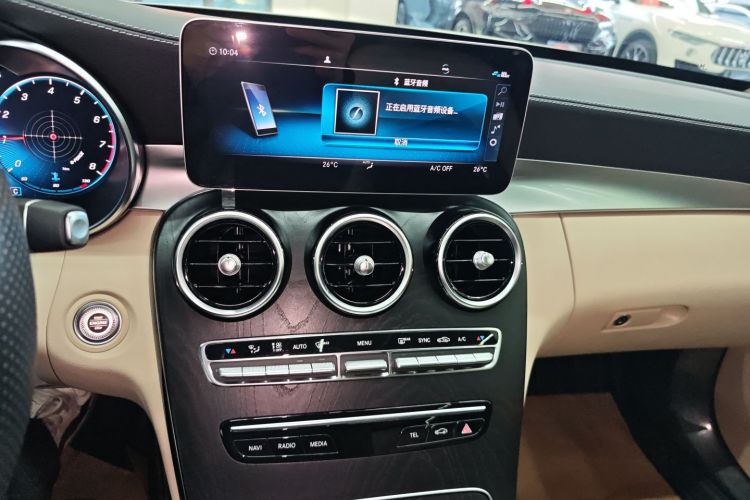 奔驰C级 2020款 C 200 L 时尚型运动版中控内饰16
