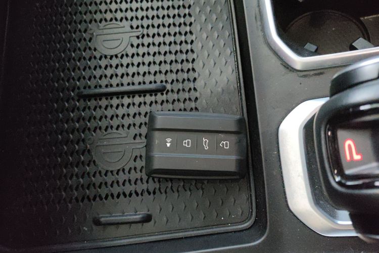 坦克400新能源 2024款 Hi4-T 越野版中控内饰7001