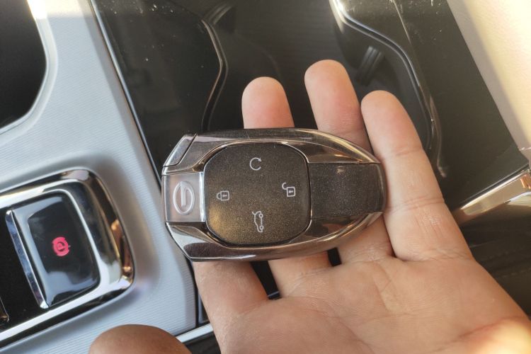 广汽传祺 传祺GS4 2024款 MAX 1.5T 旗舰版中控内饰7001