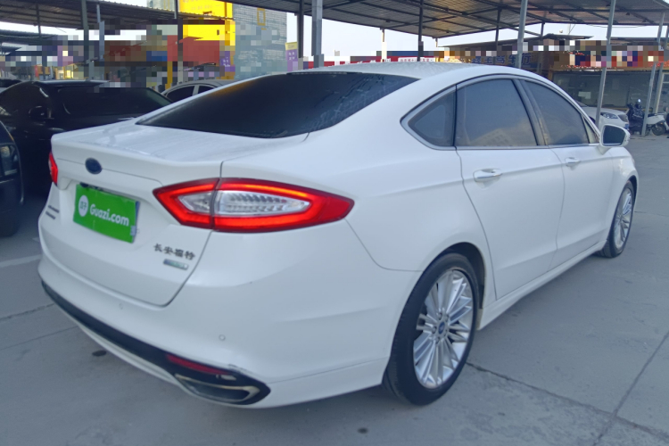 福特 蒙迪欧 2013款 2.0L GTDi240至尊型车身外观7