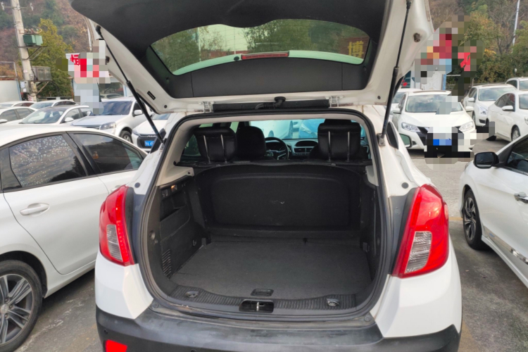 别克 昂科拉 2014款 1.4T 自动两驱都市精英型机舱底盘23