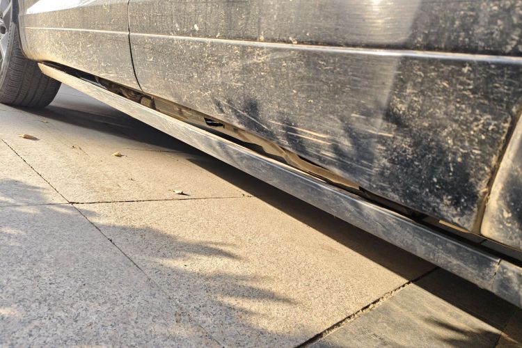 丰田 汉兰达 2018款 2.0T 四驱至尊版 7座 国VI局部细节9002