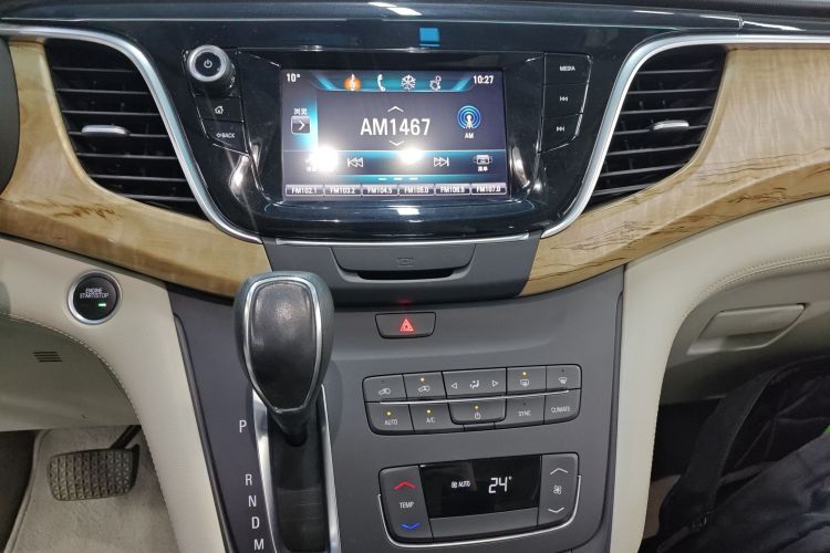 别克GL8 2017款 ES 28T 舒适型 国V中控内饰16