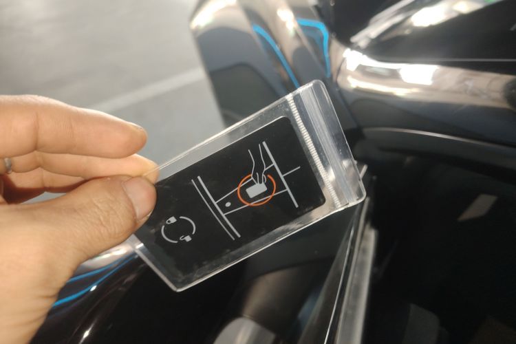 特斯拉 Model 3 2022款 后轮驱动版中控内饰7001