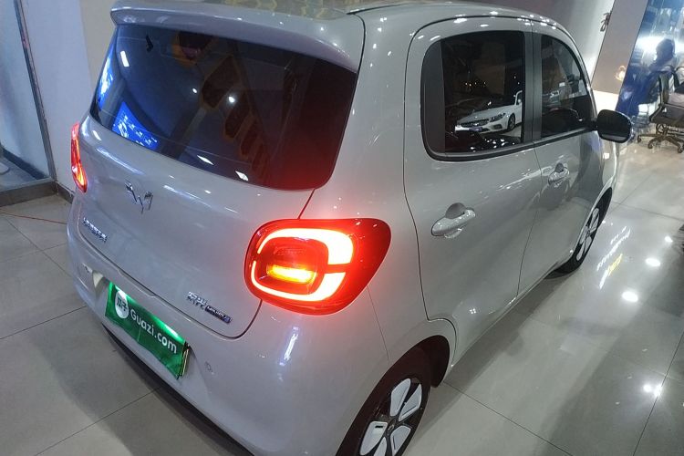 五菱汽车 宏光MINIEV 2025款 四门版 进阶款车身外观7