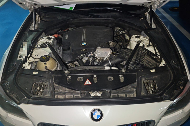 宝马5系 2017款 525Li 豪华设计套装局部细节24