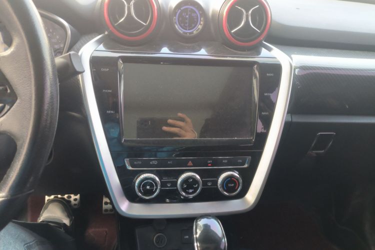 北京BJ20 2016款 1.5T CVT豪华型中控内饰16