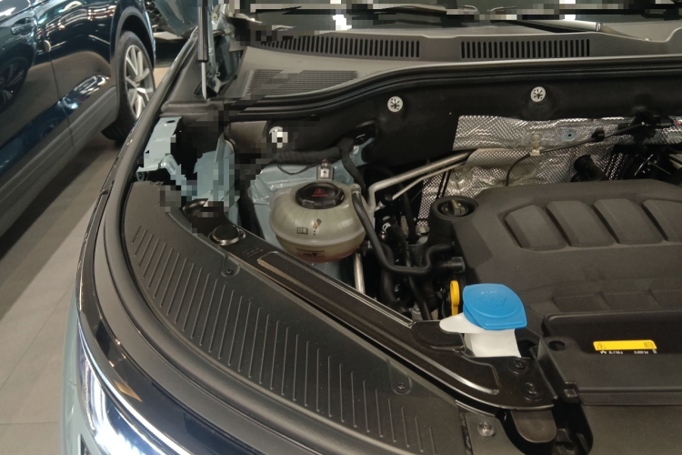 大众 揽巡 2023款 380TSI 四驱R-Line巡游版机舱底盘25