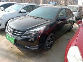 众泰Z360 2017款 1.5L 手动尊享型