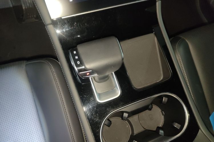 理想汽车 理想ONE 2020款 增程6座版局部细节18