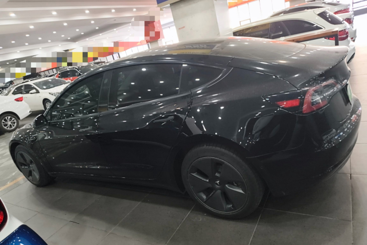 特斯拉 Model 3 2022款 后轮驱动版车身外观6003