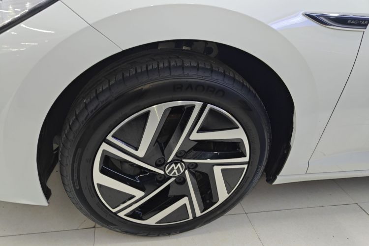 大众 速腾 2023款 300TSI DSG超越版车身外观6007