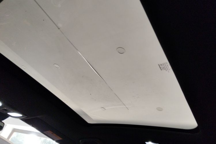 长安UNI-V 2022款 1.5T 尊贵型局部细节22