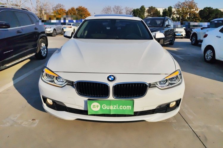 宝马3系 2016款 320Li 进取型车身外观2