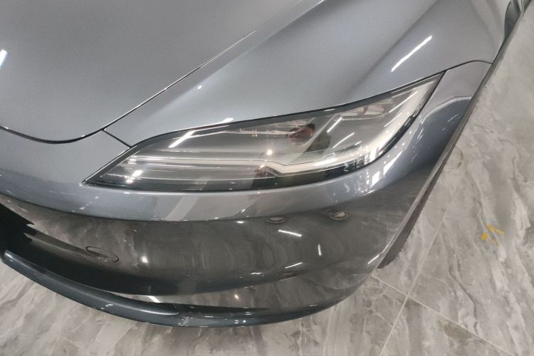 特斯拉 Model 3 2023款 后轮驱动版局部细节36