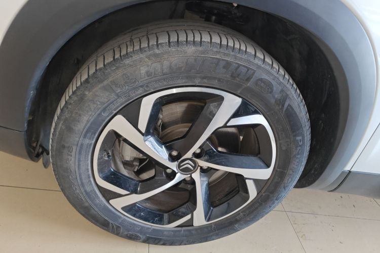 雪铁龙 天逸 C5 AIRCROSS 2017款 380THP 豪华型车身外观6007