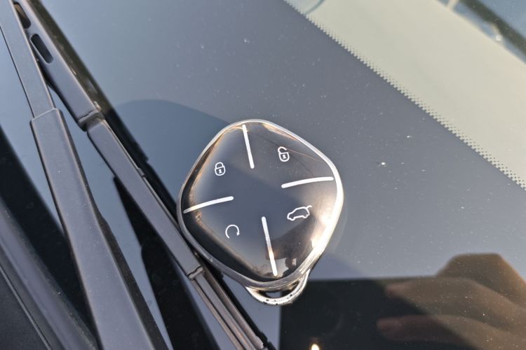 捷途大圣 2025款 1.5T DCT 豪华版中控内饰7001