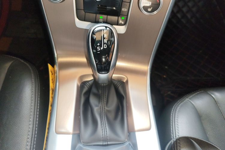 沃尔沃XC60 2017款 T5 智进版局部细节18