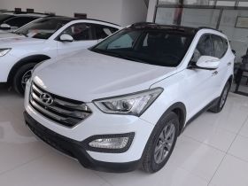 现代 胜达 2015款 2.0T 自动四驱智能型 5座