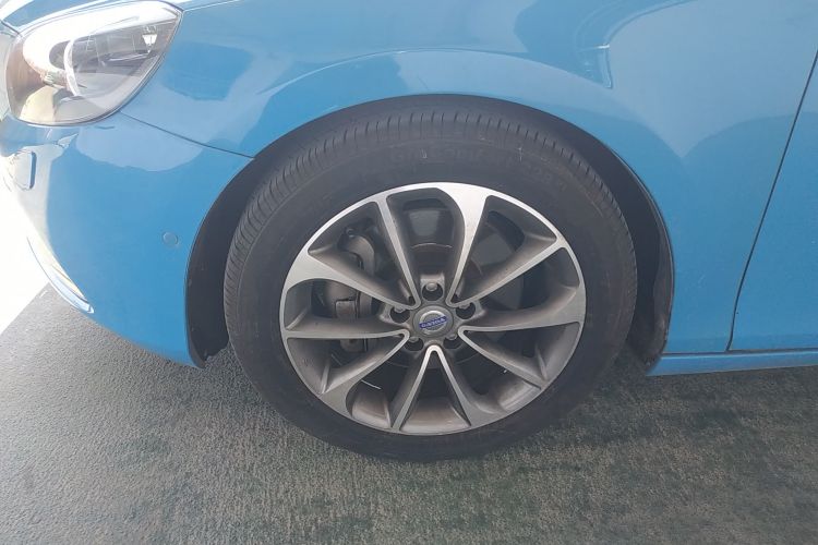 沃尔沃V40 2014款 2.0T 智雅版车身外观6007