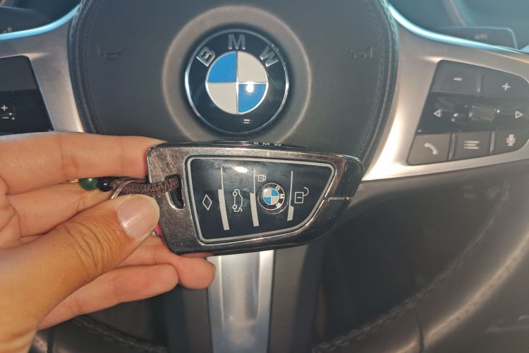 宝马2系(进口) 2021款 225i 四门轿跑车 M运动曜夜套装中控内饰7001