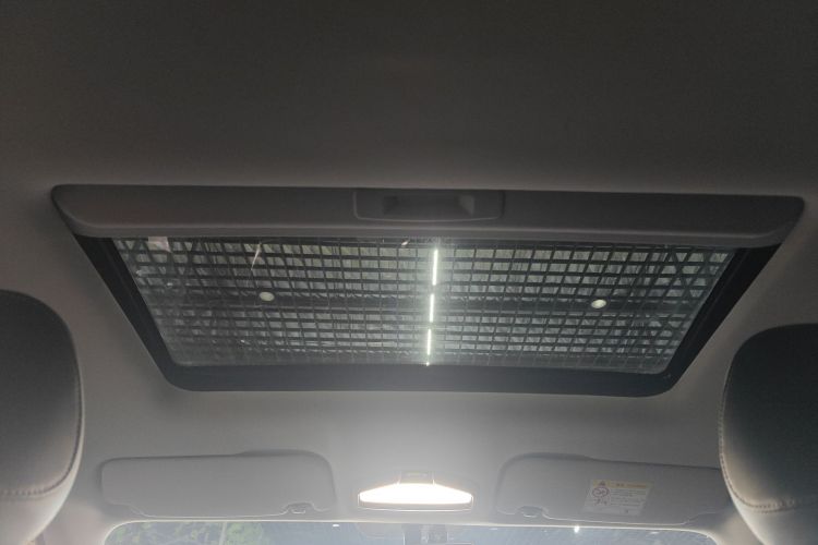 吉利汽车 帝豪 2022款 第4代 1.5L CVT精英型中控内饰22