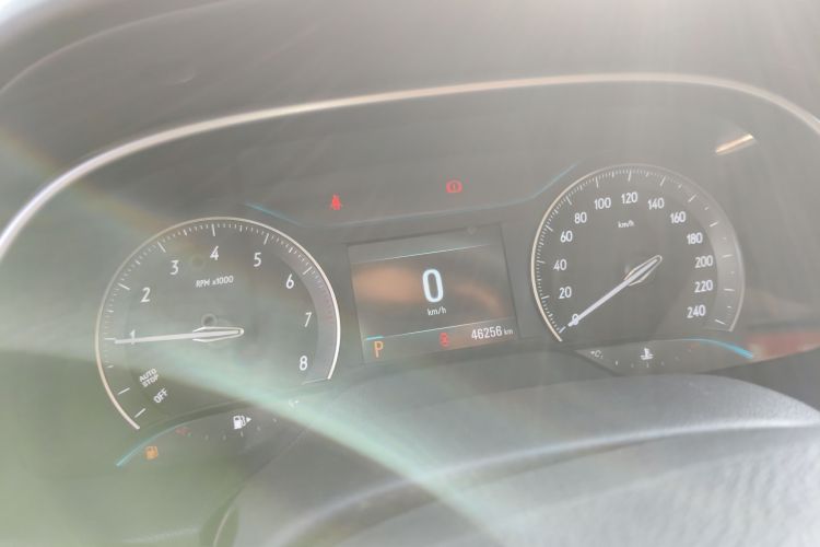 别克 英朗 2019款 15T 双离合互联精英型 国V中控内饰14