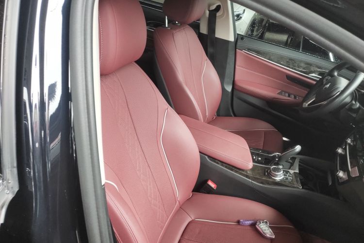 宝马5系 2022款 改款 525Li 豪华套装局部细节41