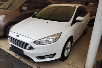 福特 福克斯 2017款 三厢 1.6L 自动风尚型智行版