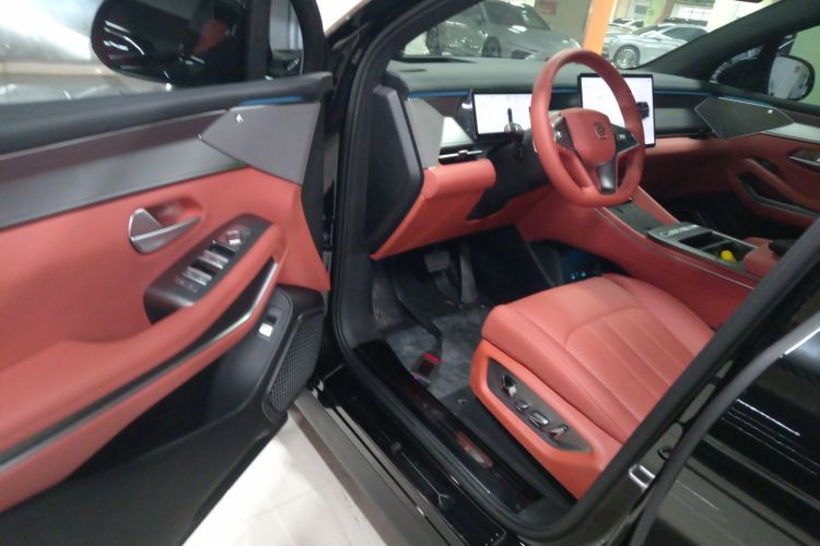 比亚迪 唐L 2025款 DM 215KM激光雷达旗舰型中控内饰7003