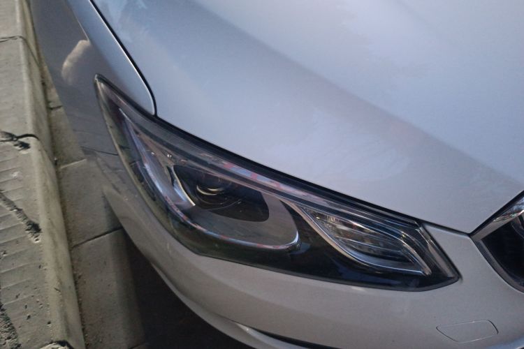 别克 英朗 2016款 15N 自动精英型车身外观8