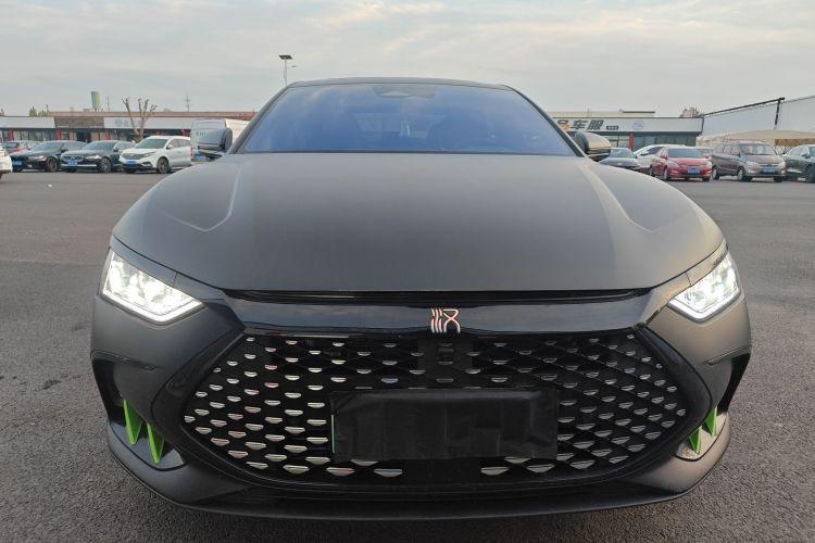 比亚迪 汉 2022款 DM-i 121KM 尊享型车身外观2