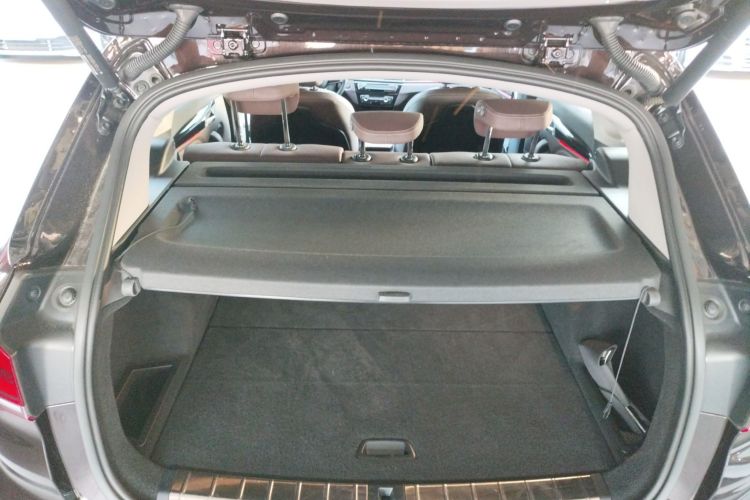 宝马X1 2020款 sDrive25Li 领先型局部细节23