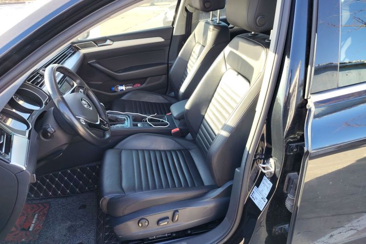 大众 迈腾 2018款 330TSI DSG 领先型中控内饰19