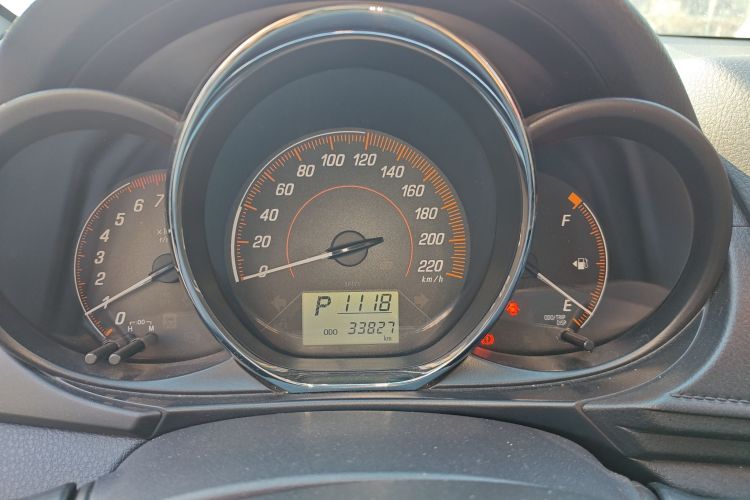 丰田 YARiS L 致炫 2021款 1.5L CVT领先版中控内饰14