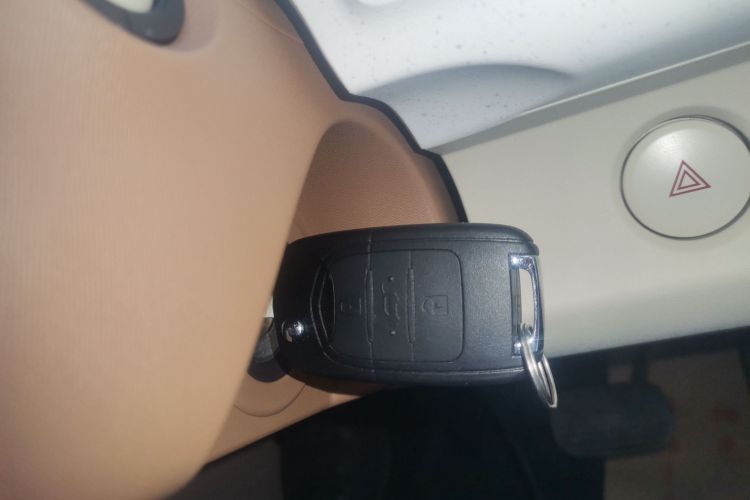 五菱汽车 宏光MINIEV 2024款 第三代 215km 青春版中控内饰11