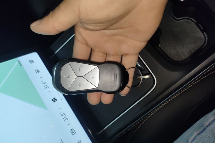 小鹏P5 2024款 500Plus版中控内饰11