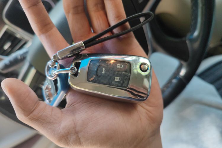 别克GL8 2017款 25S 舒适型 国V中控内饰11