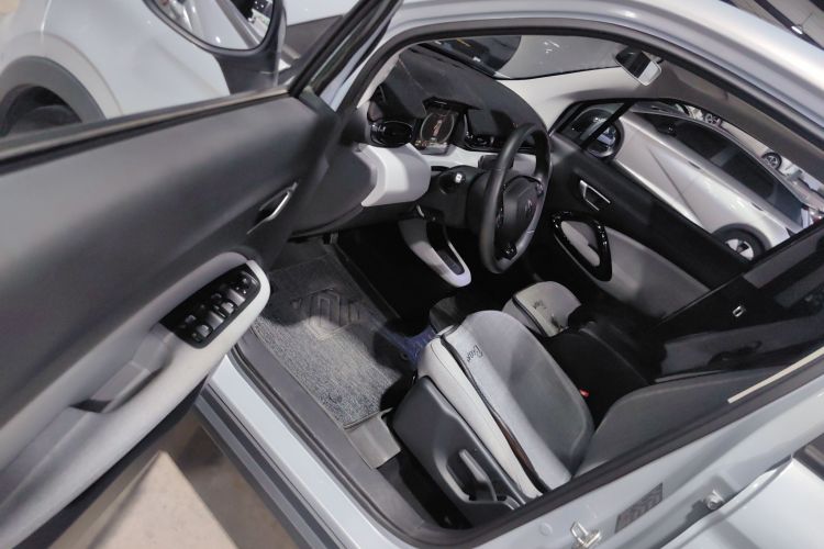 零跑汽车 零跑T03 2023款 403智享版中控内饰7003