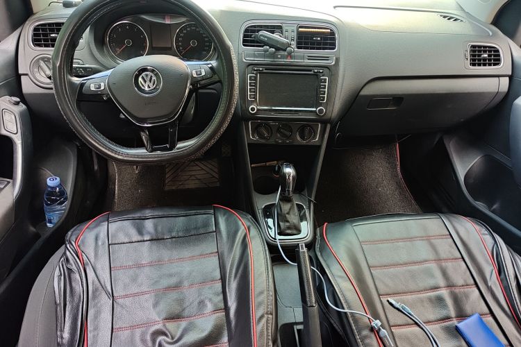 大众 Polo 2016款 1.6L 自动舒适型中控内饰7002