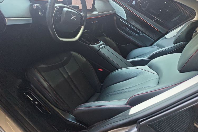 小鹏P7 2022款 480N+中控内饰19