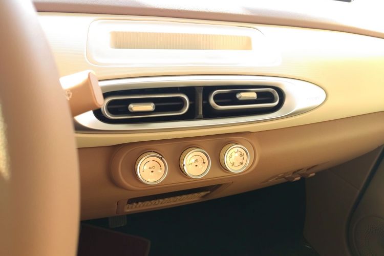 五菱汽车 宏光MINIEV 2025款 四门版 进阶款局部细节16