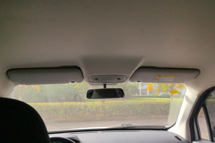 零跑汽车 零跑T03 2020款 400标准版局部细节22