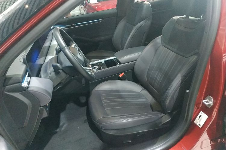 福特 蒙迪欧 2025款 2.0T EcoBoost 至尊型中控内饰19