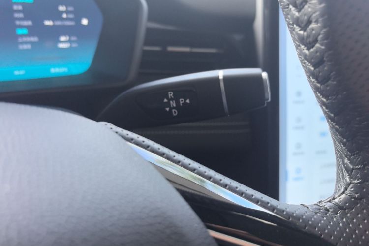 小鹏G3 2022款 G3i 460N+中控内饰18