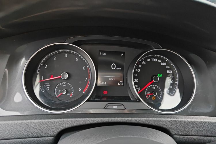 大众 高尔夫 2018款 230TSI 自动舒适型局部细节14