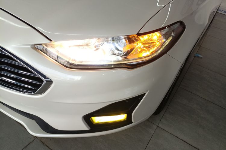 福特 蒙迪欧 2020款 EcoBoost 180 时尚型局部细节36