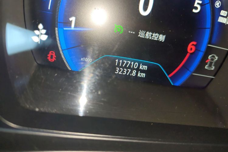 雷诺 科雷傲 2017款 2.5L 两驱尊贵版中控内饰15