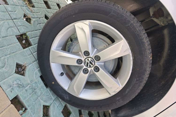 大众 桑塔纳 2015款 1.6L 自动舒适版车身外观6008